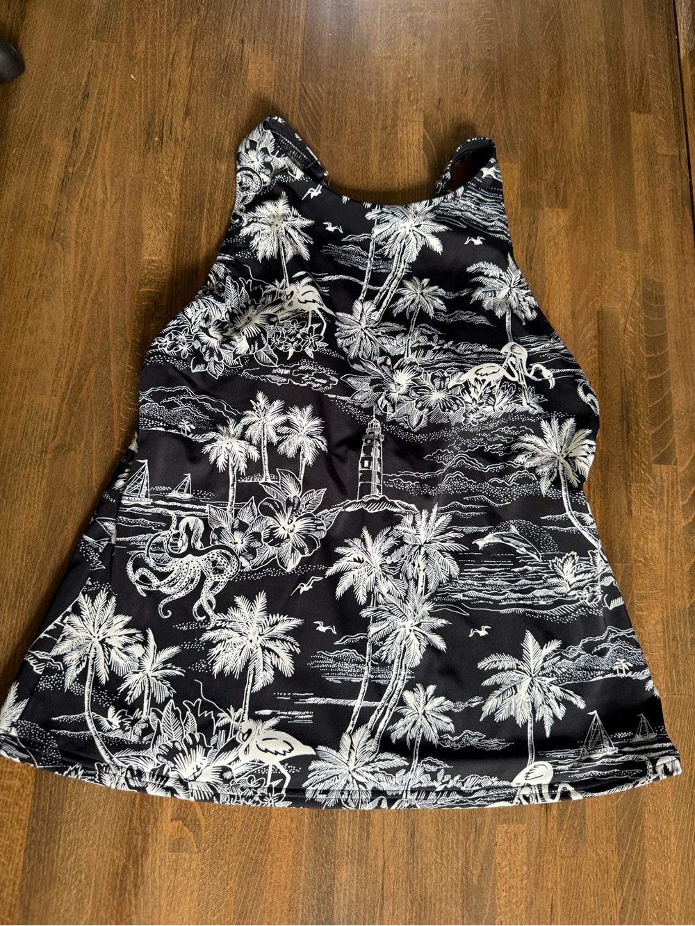 Land’s End Black & White Tropical Print Tank Top